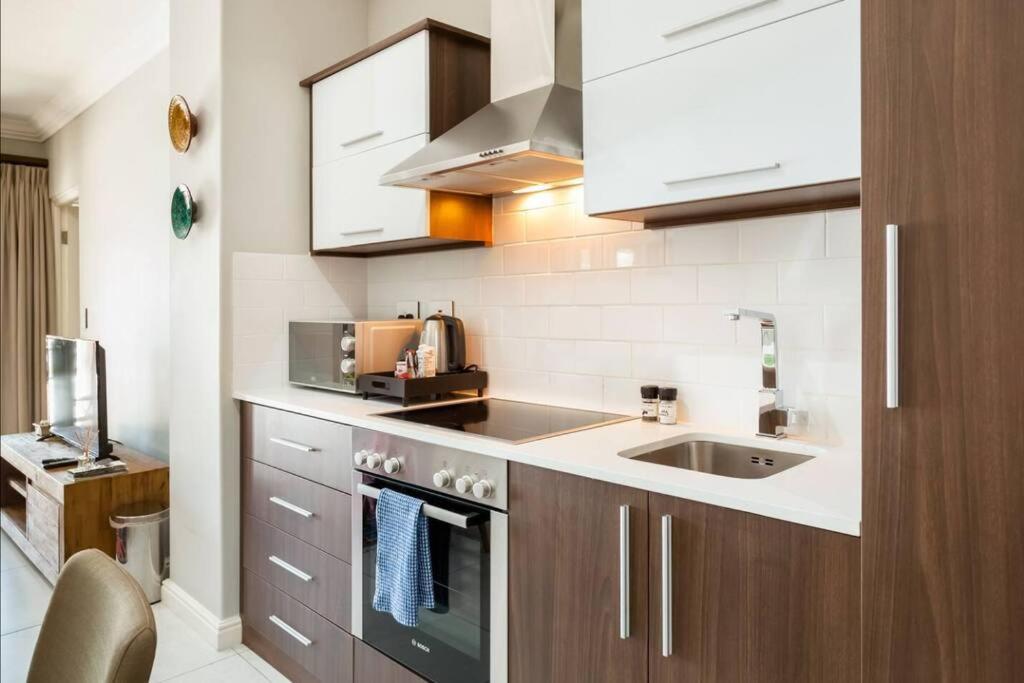 Апартаменты Nazari House Кейптаун Экстерьер фото